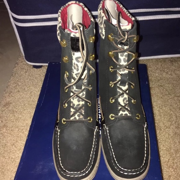 NWB Women’s Sperry Hikerfish Black Leopard 8M. - Picture 4 of 8